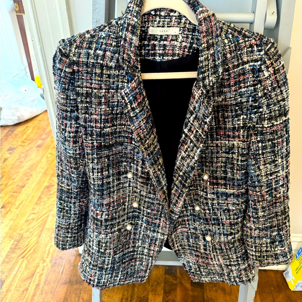 Tweed blazer with pearl buttons  size medium